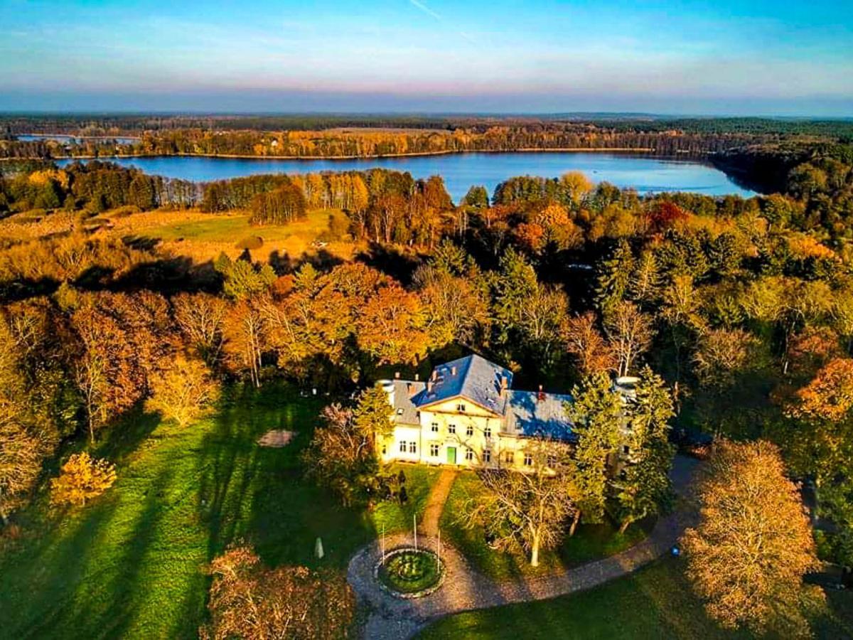 Palac Kursko Exterior photo